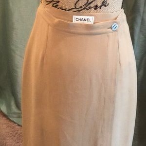 Chanel 100% silk nude skirt. Worn once. Perfect